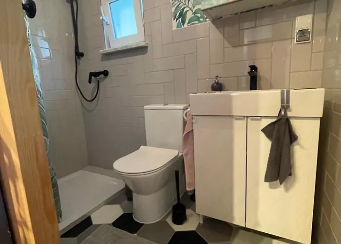 Dom wakacyjny Modry Sznurki Całoroczny Ogrodzony